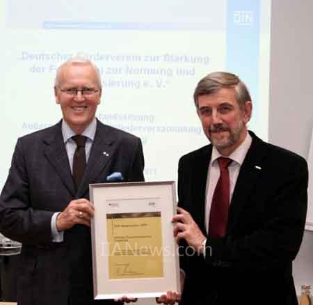HARTING awarded the TOP Newcomer 2011“ distinction
